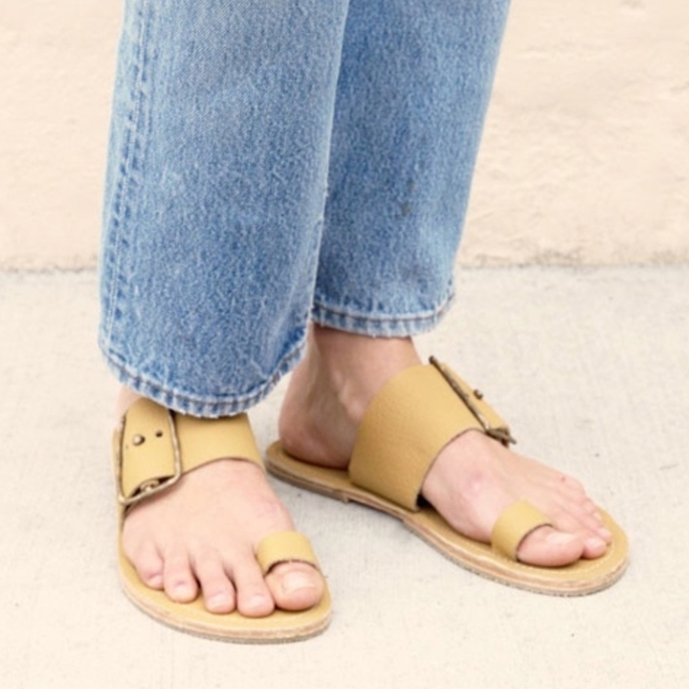Beatrice Valenzuela Conder Sandal - Sand - Size 41